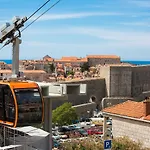 Biba Πανσιόν Ντουμπρόβνικ
