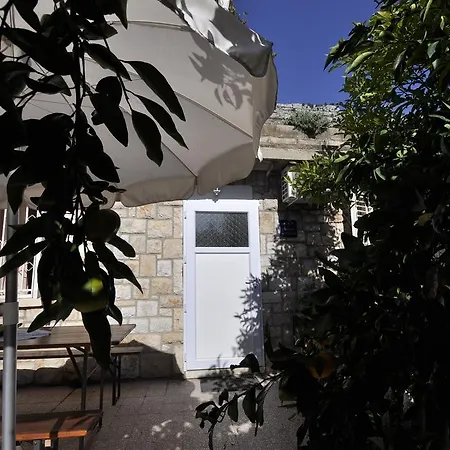 Biba Guest house *