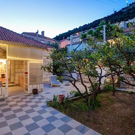 Πανσιόν Biba 3*
